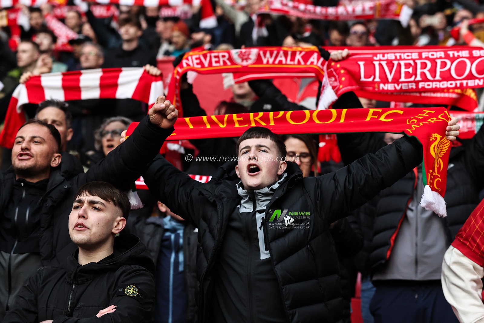 Liverpool fans during the Carabao Cup Final match Liverpool vs Newcastle United at Wembley Stadium , London, United Kingdom, 16th March 2025

(Photo by Alfie Cosgrove/News Images)