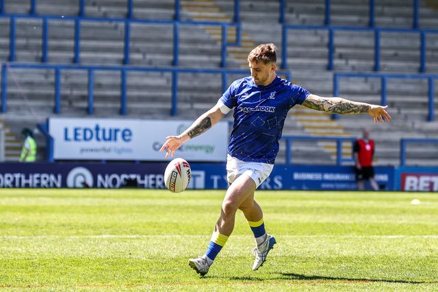 Sam Powell of Warrington Wolves in the pre-game warm up during the Betfred Super League round 12 match Warrington Wolves vs Bradford Bulls at The Halliwell Jones Stadium, Warrington, United Kingdom on 24 May 2026

(Photo by Alfie Cosgrove/News Images)