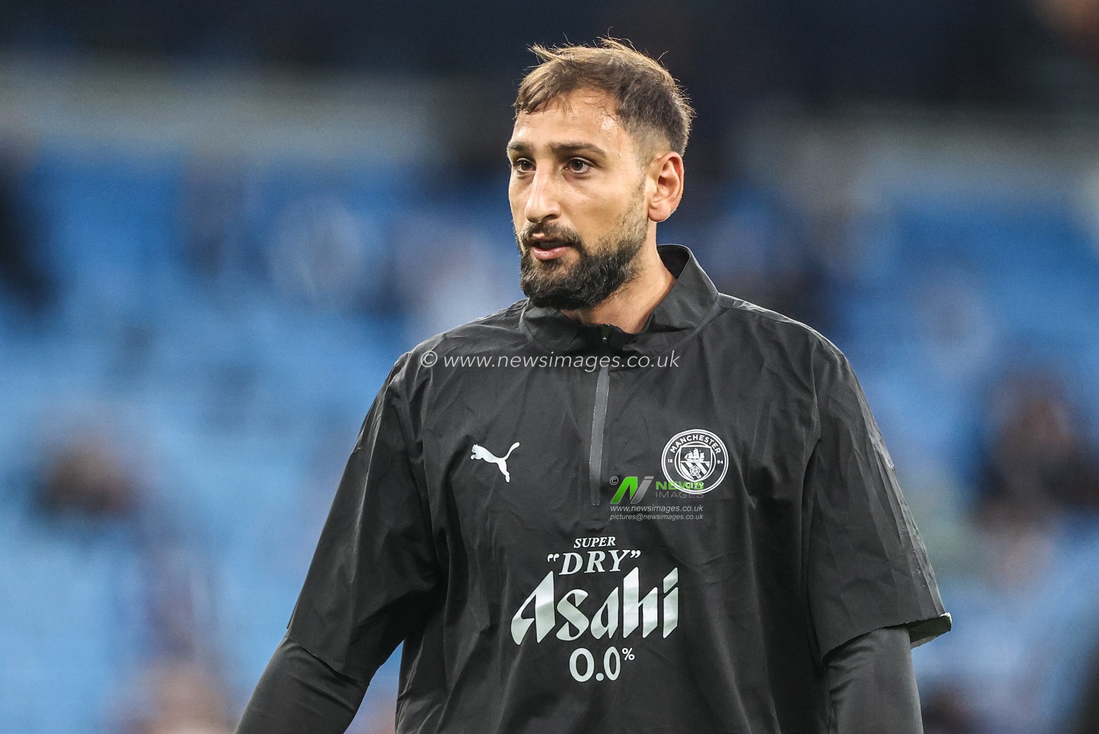 Gianluigi Donnarumma of Manchester City in the pregame warmup session during the UEFA Champions League 2025/26 Phase MD1 Manchester City vs Napoli League at The City of Manchester Stadium, Manchester, United Kingdom, 18th September 2025

(Photo by Alfie Cosgrove/News Images)