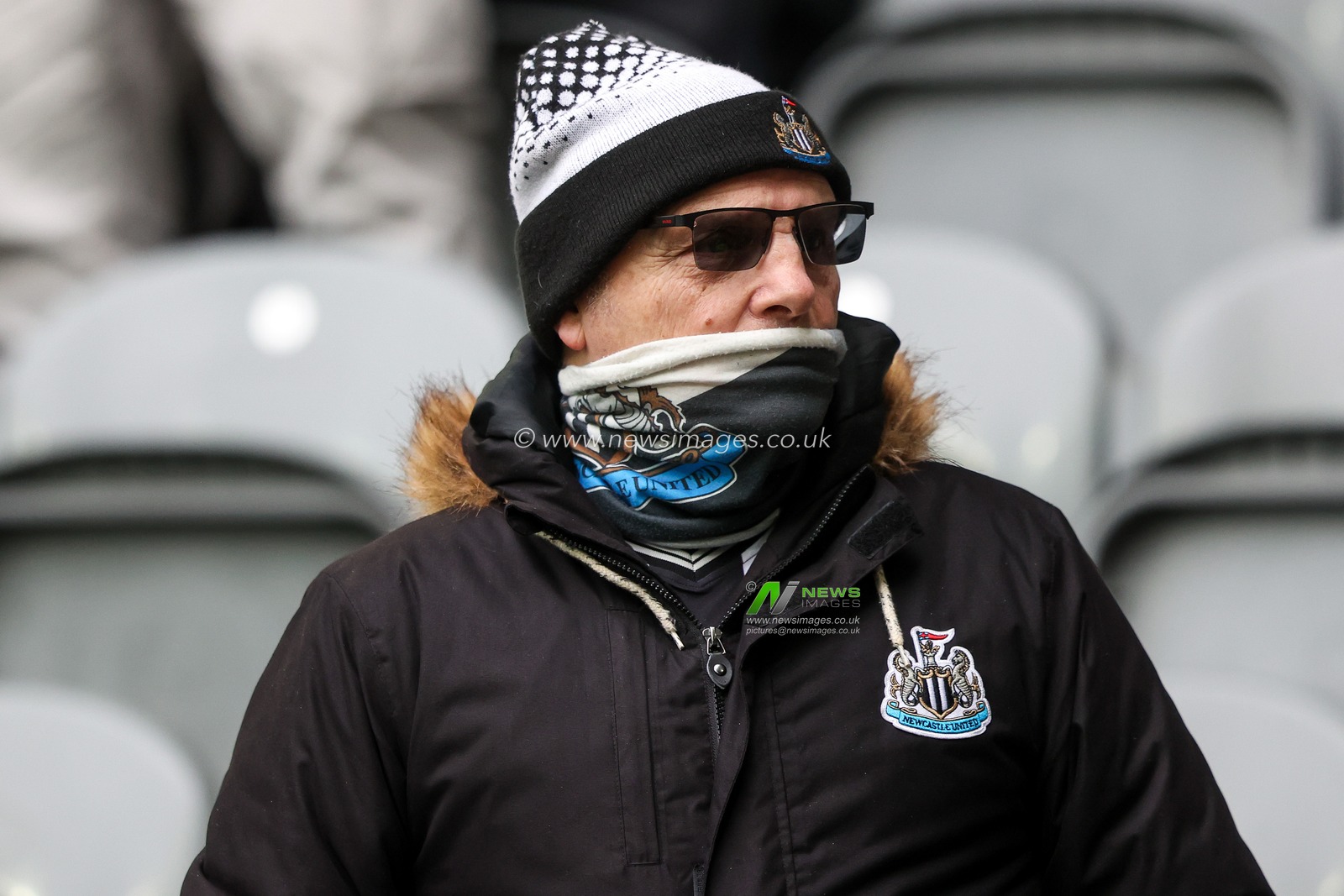 Newcastle United fans arrives at St. James's Park prior to the Premier League match Newcastle United vs Nottingham Forest at St. James's Park, Newcastle, United Kingdom, 23rd February 2025

(Photo by Alfie Cosgrove/News Images)
