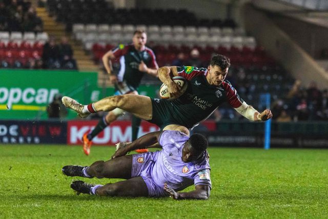 Adam Radwan of Leicester Tigers gets tackled by Afo Fasogbon of Gloucester Rugby during the Gallagher Premiership match Leicester Tigers vs Gloucester Rugby at Mattioli Woods Welford Road Stadium, Leicester, United Kingdom, 19th December 2025

(Photo by Craig Evans/News Images)

*** GER AUT SUI OUT ***
