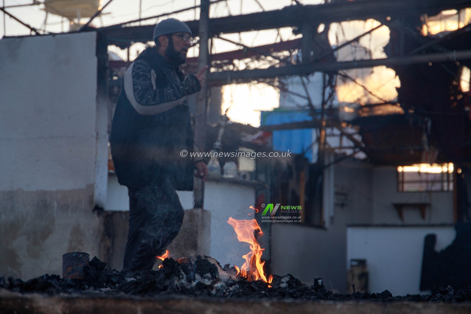 Scenes of the extensive destruction caused by the Israeli bombing that targeted Lorance CafÃ© and Cafeteria on the beach of Deir al-Balah city in the central Gaza Strip at dawn on the 466th day of the war on Gaza.(Photo: Mohammed Skaik/News Images)