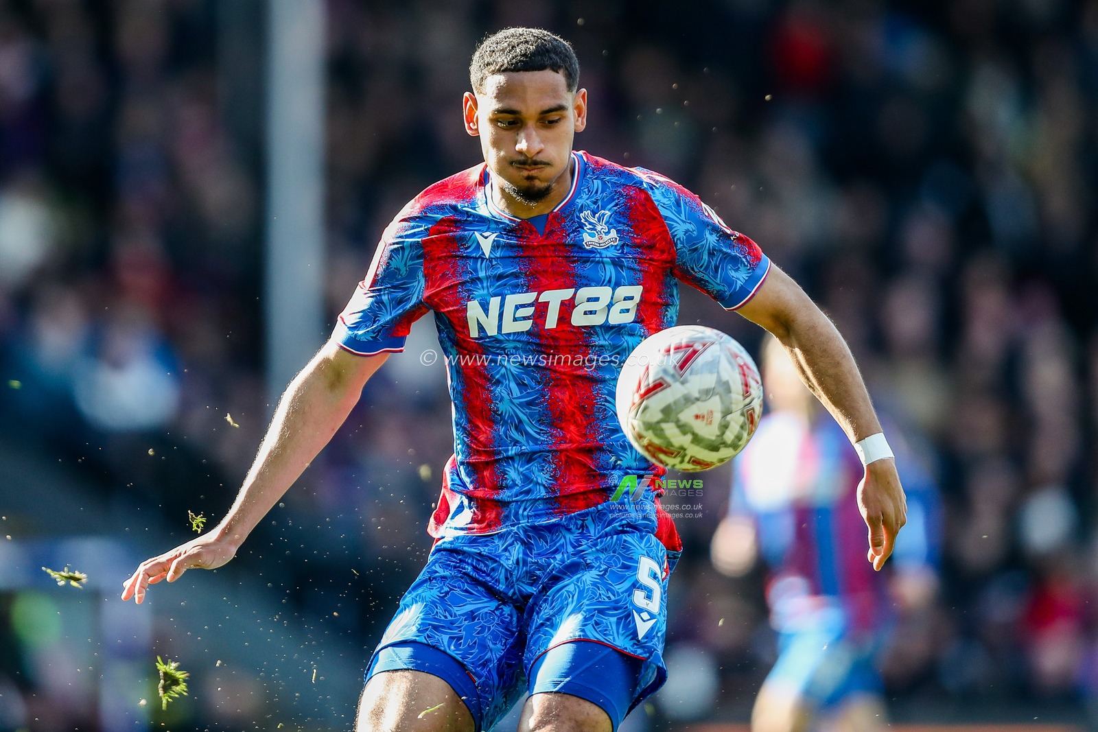 Maxence Lacroix of Crystal Palace controls the ball during the Emirates FA Cup 5th Round match Crystal Palace vs Millwall at Selhurst Park, London, United Kingdom, 1st March 2025

(Photo by Izzy Poles/News Images)