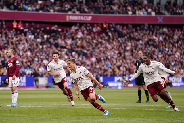 Leandro Trossard of Arsenal celebrates his goal during the Premier League match West Ham United vs Arsenal at London Stadium, London, United Kingdom on 10 May 2026

(Photo by Harvey Murphy/News Images)