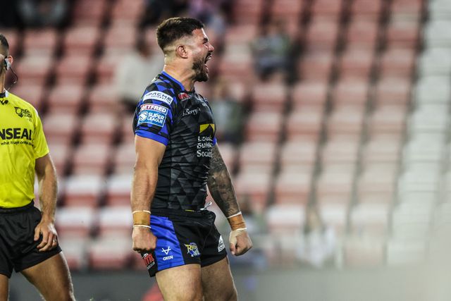 Betfred Super League round 21 Leigh Leopards v Leeds Rhinos