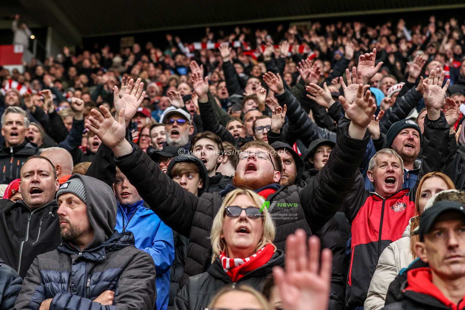 Sunderland fans before the game during the Premier League match Sunderland vs Manchester United at Stadium Of Light, Sunderland, United Kingdom on 09 May 2026

(Photo by Alfie Cosgrove/News Images)
