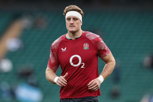 Alex Coles of England in the pre-game warm up during the Quilter Nations Series 2025 match England vs Argentina at Allianz Stadium, Twickenham, United Kingdom, 23rd November 2025

(Photo by Mark Cosgrove/News Images)

*** GER AUT SUI OUT ***