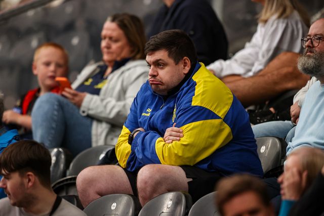 Warrington fans during the Betfred Super League round 25 match Hull FC vs Warrington Wolves at MKM Stadium, Hull, United Kingdom on 29 August 2026

(Photo by Alfie Cosgrove/News Images)