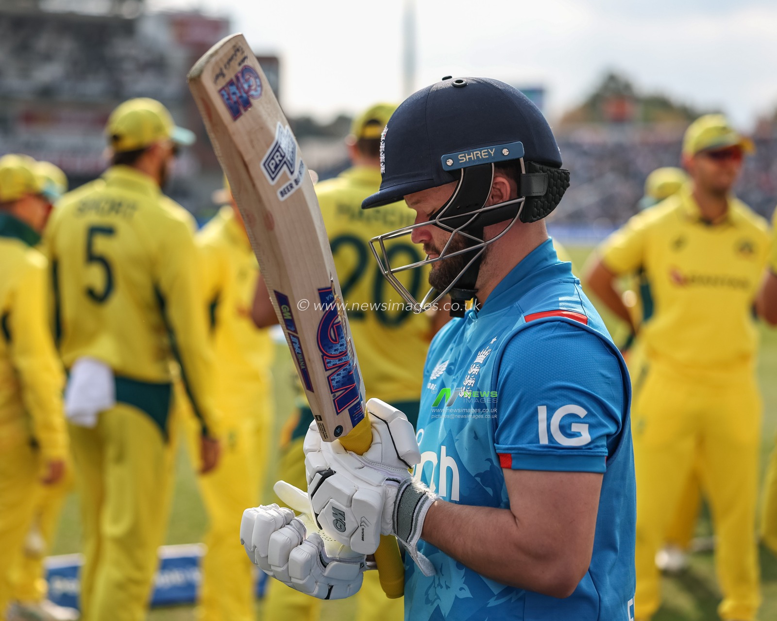 Ben Duckett of England during the Second Metro Bank One Day International England v Australia at Headingley Cricket Ground, Leeds, United Kingdom, 21st September 2024

(Photo by Mark Cosgrove/News Images)