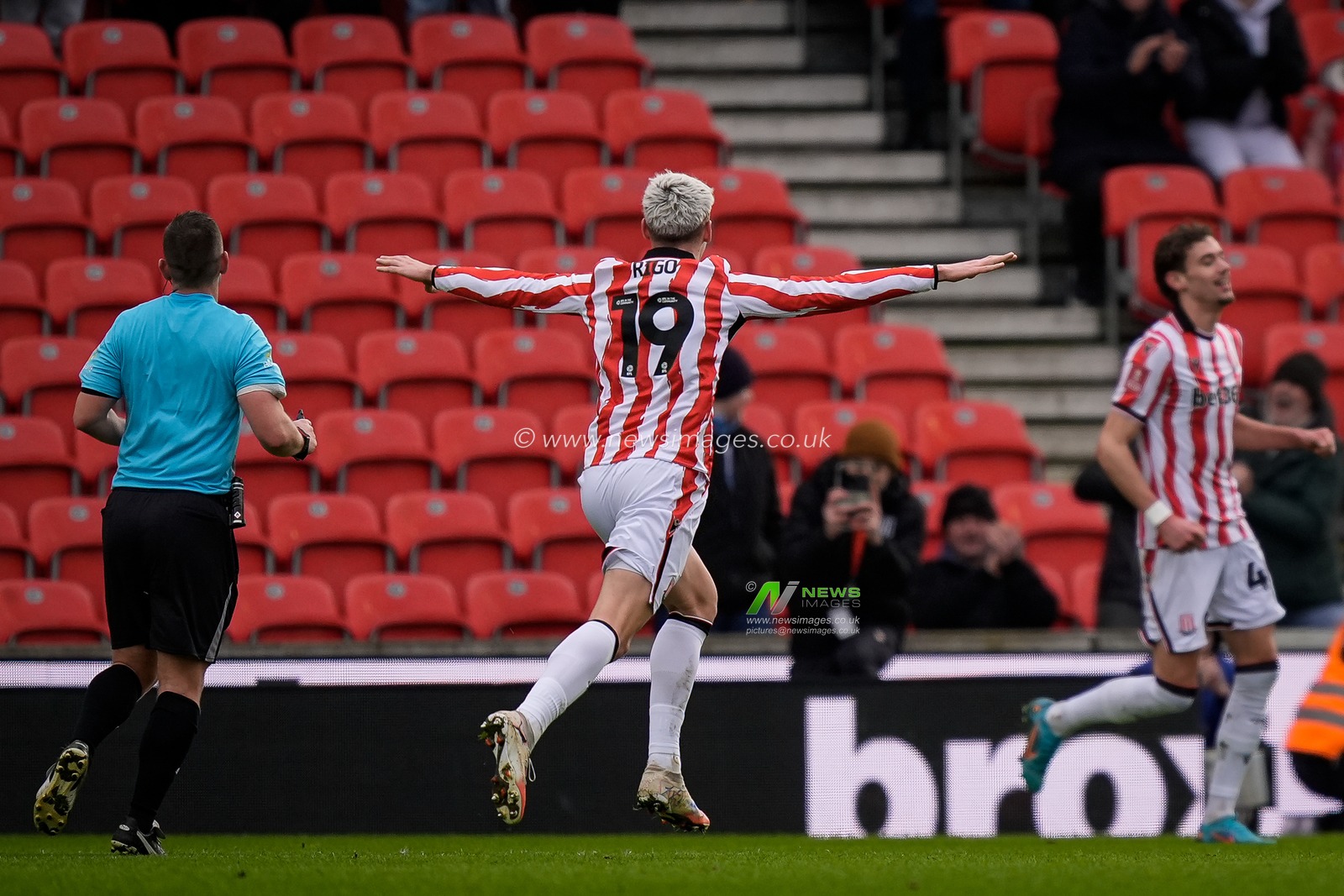 Tomas Rigo of Stoke City celebrates his goal to make it  1-0 during the Emirates FA Cup 4th Round  match Stoke City vs Fulham at Bet365 Stadium, Stoke On Trent, United Kingdom on 15 February 2026

(Photo by Maynard Manyowa/News Images)