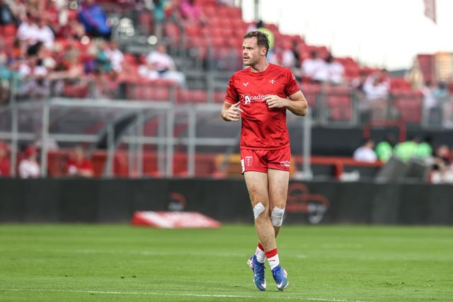 Joe Burgess of Hull KR in the pre-game warm up during the Betfred Super League round 15 match Hull KR vs Leigh Leopards at Sewell Group Craven Park, Hull, United Kingdom on 19 June 2026

(Photo by Alfie Cosgrove/News Images)