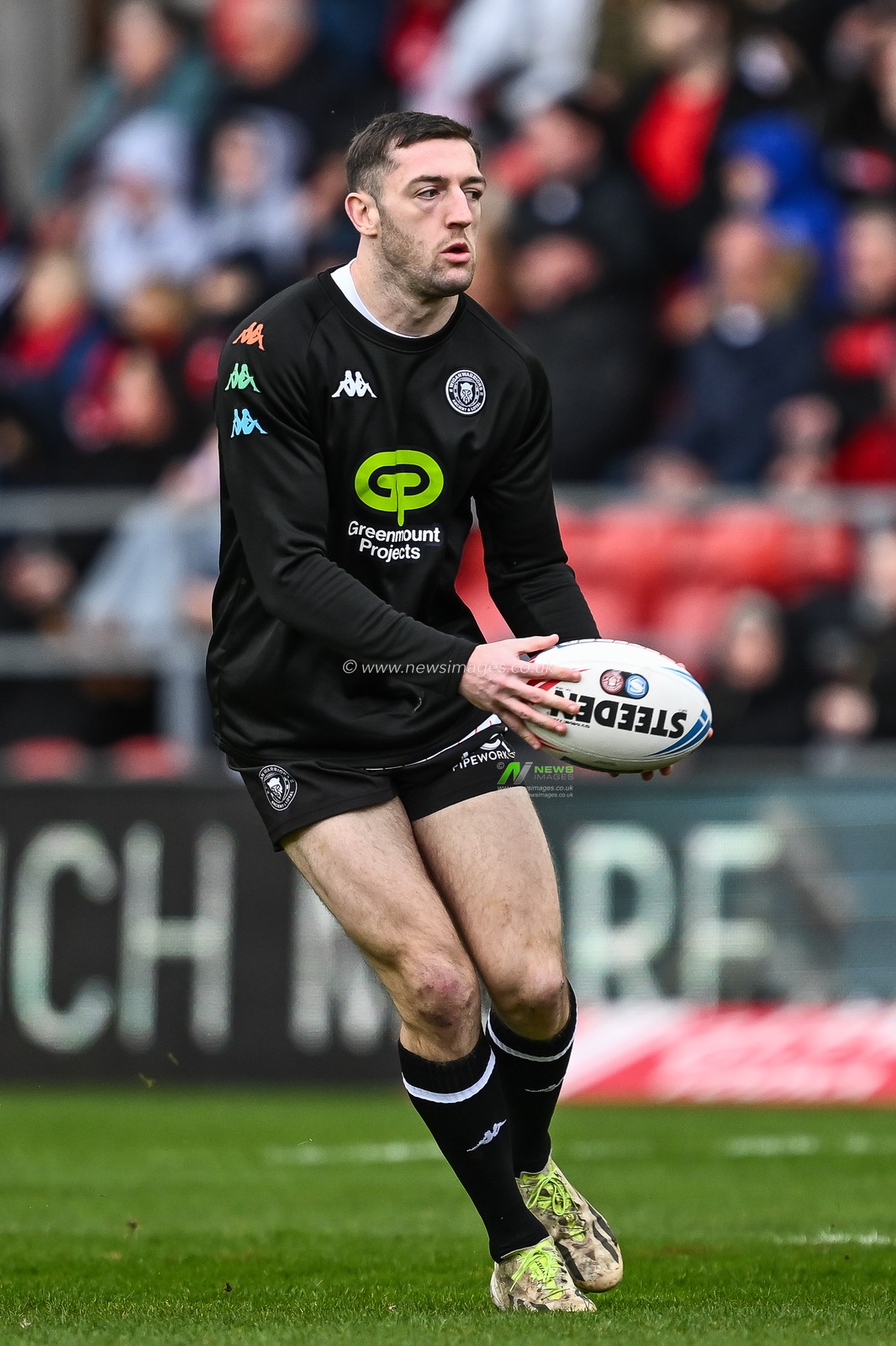 Jake Wardle of Wigan Warriors during pre match warm up ahead of the Betfred Super League Round 6 match St Helens vs Wigan Warriors at Totally Wicked Stadium, St Helens, United Kingdom, 29th March 2024

(Photo by Craig Thomas/News Images)