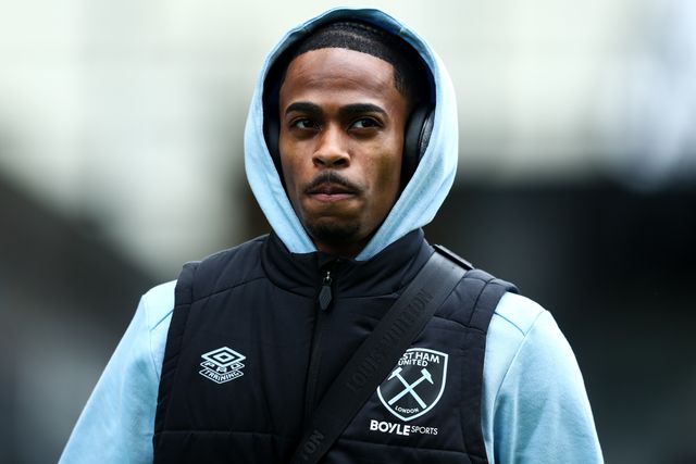 Crysencio Summerville of West Ham United arrives ahead of the Premier League match Burnley vs West Ham United at Turf Moor, Burnley, United Kingdom on 07 February 2026

(Photo by Jorge Horsted/News Images)