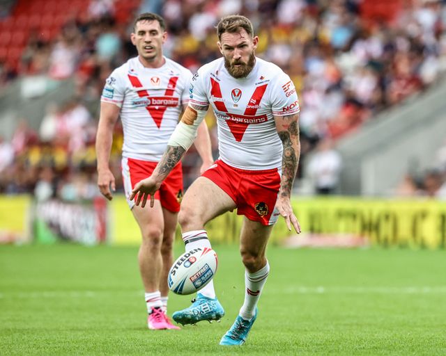 Daryl Clark of St. Helens in action during the game during the Betfred Super League round 16 match St Helens vs Salford Red Devils at Totally Wicked Stadium, St Helens, United Kingdom, 29th June 2025

(Photo by Alfie Cosgrove/News Images)