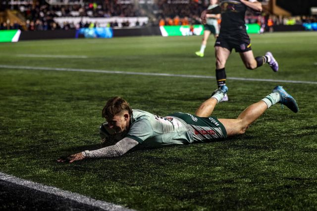 George Pearson of Leicester Tigers goes over for a try to make it 5-5 during the Premiership Rugby Cup match Newcastle Red Bulls vs Leicester Tigers at Kingston Park, Newcastle, United Kingdom, 31st October 2025

(Photo by Alfie Cosgrove/News Images)

*** GER AUT SUI OUT ***