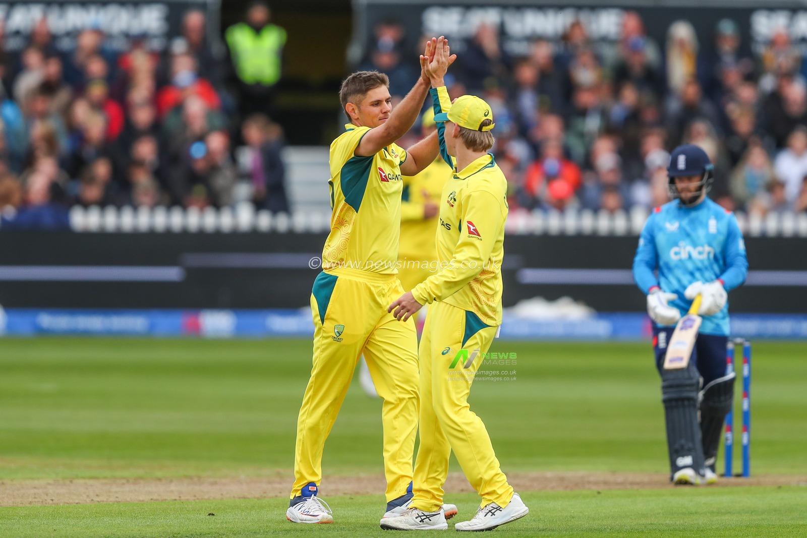 Aaron Hardie of Australia celebrates the dismissal of Will Jacks of England during the Fifth Metro Bank One Day International match England vs Australia at Seat Unique Stadium, Bristol, United Kingdom, 29th September 2024

(Photo by Gareth Evans/News Images)