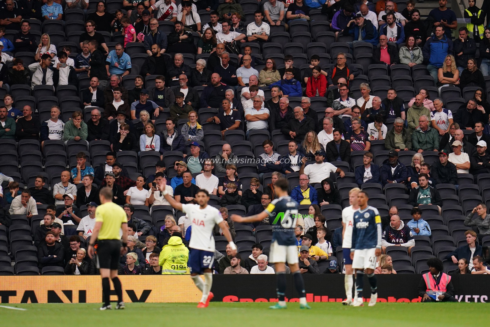 Flood of empty seats before the end of full time during the Premier League match Tottenham Hotspur vs Newcastle Untied at Tottenham Hotspur Stadium, London, United Kingdom on 29 August 2026

(Photo by Harvey Murphy/News Images)