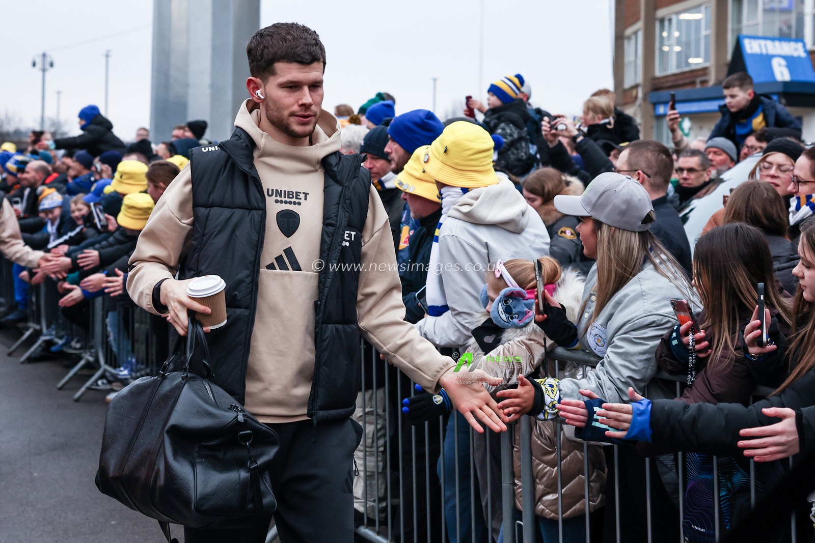 Illan Meslier of Leeds United arrives during the Emirates FA Cup Fourth Round match Leeds United vs Millwall at Elland Road, Leeds, United Kingdom, 8th February 2025

(Photo by Mark Cosgrove/News Images)