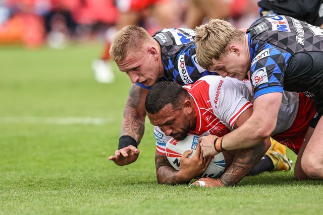 Elliot Minchella of Hull KR is tackled during the Betfred Super League round 17 match Hull KR vs Leeds Rhinos at Sewell Group Craven Park, Kingston upon Hull, United Kingdom, 6th July 2025

(Photo by Alfie Cosgrove/News Images)