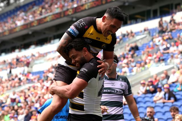 David Nofoaluma of York Knights celebrates his try during the Betfred Super League Magic Weekend match Huddersfield Giants vs York Knights at Hill Dickinson Stadium, Liverpool, United Kingdom on 04 July 2026

(Photo by Alfie Cosgrove/News Images)