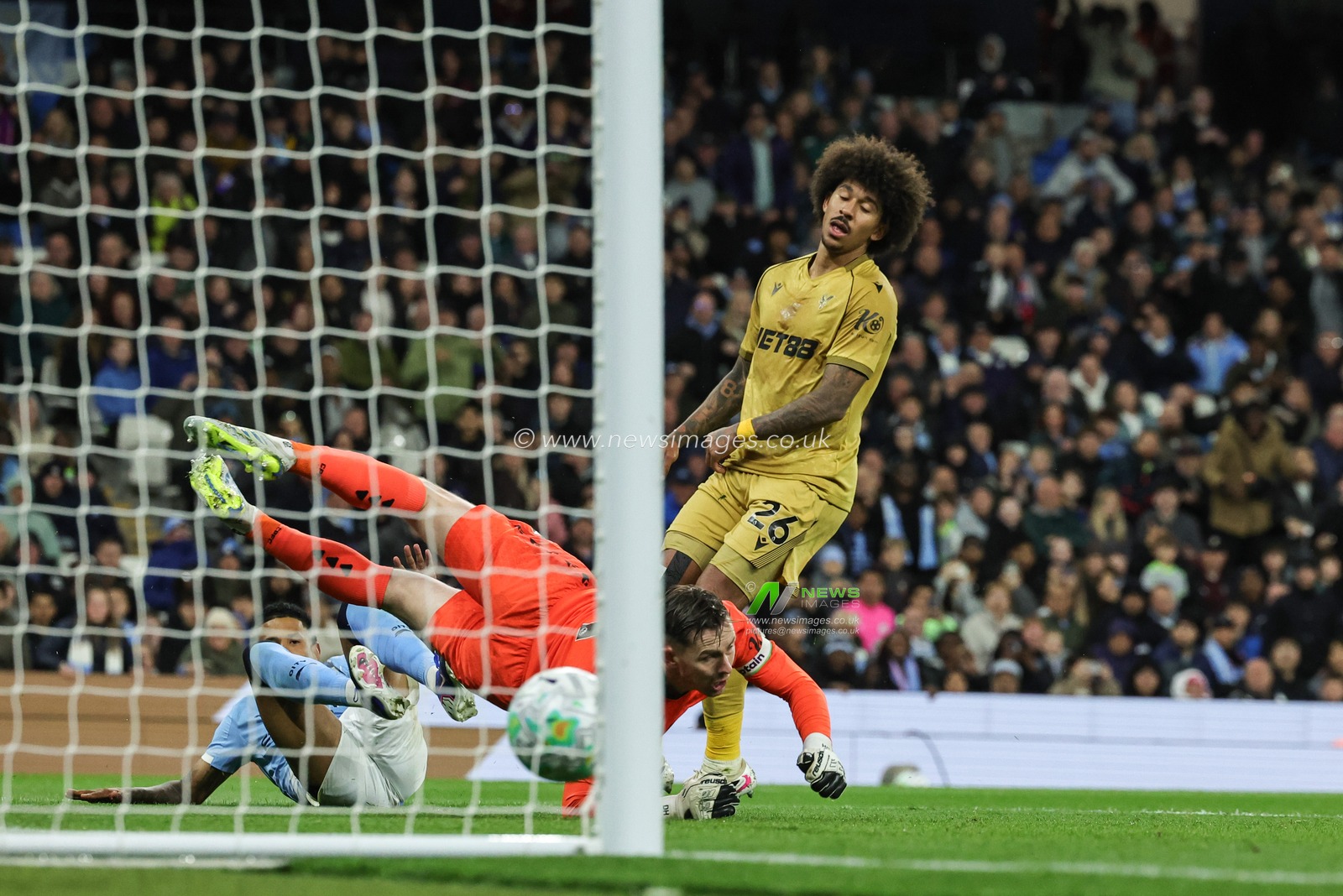 Savino of Manchester City scores to make it 3-0 during the Premier League match Manchester City vs Crystal Palace at Etihad Stadium, Manchester, United Kingdom on 13 May 2026

(Photo by Mark Cosgrove/News Images)