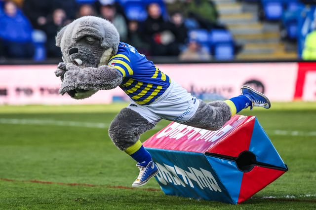 Warrington Wolves half time game during the Betfred Challenge Cup Quarter Final match Warrington Wolves vs Leigh Leopards at The Halliwell Jones Stadium, Warrington, United Kingdom on 11 April 2026

(Photo by Alfie Cosgrove/News Images)
