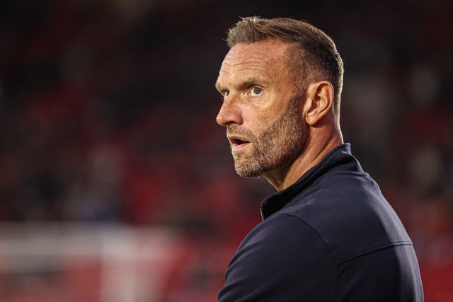 Ian Evatt manager of Blackpool during the Sky Bet League One match Barnsley vs Blackpool at Oakwell, Barnsley, United Kingdom on 02 September 2026

(Photo by Alfie Cosgrove/News Images)