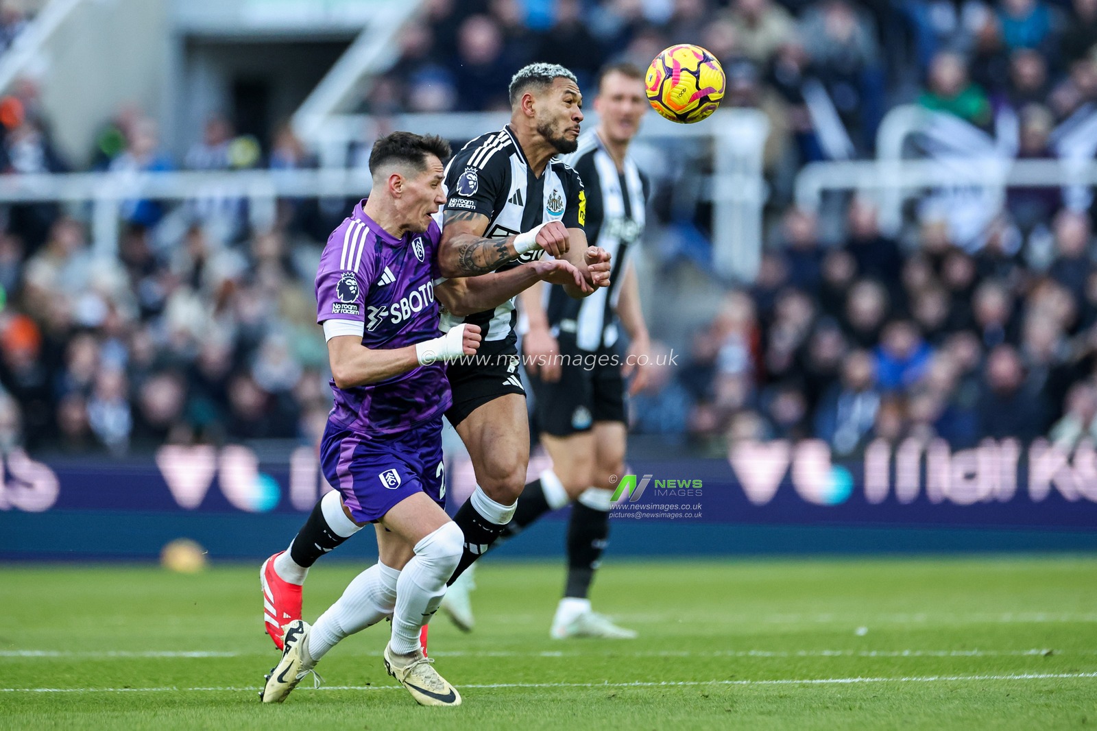 Sasa Lukic of Fulham is fouled by Joelinton of Newcastle United during the Premier League match Newcastle United vs Fulham at St. James's Park, Newcastle, United Kingdom, 1st February 2025

(Photo by Mark Cosgrove/News Images)