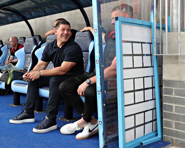 Matt Peet, Head Coach of Wigan Warriors before the Betfred Super League round 15 match Wakefield Trinity vs Wigan Warriors at DIY Kitchens Stadium, Wakefield, United Kingdom, 20th June 2025

(Photo by Sam Eaden/News Images)