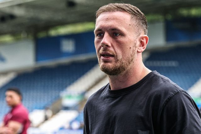Ben Currie of Warrington Wolves arrives during the Betfred Super League round 10 match Huddersfield Giants vs Warrington Wolves at Accu Stadium, Huddersfield, United Kingdom on 02 May 2026

(Photo by Alfie Cosgrove/News Images)