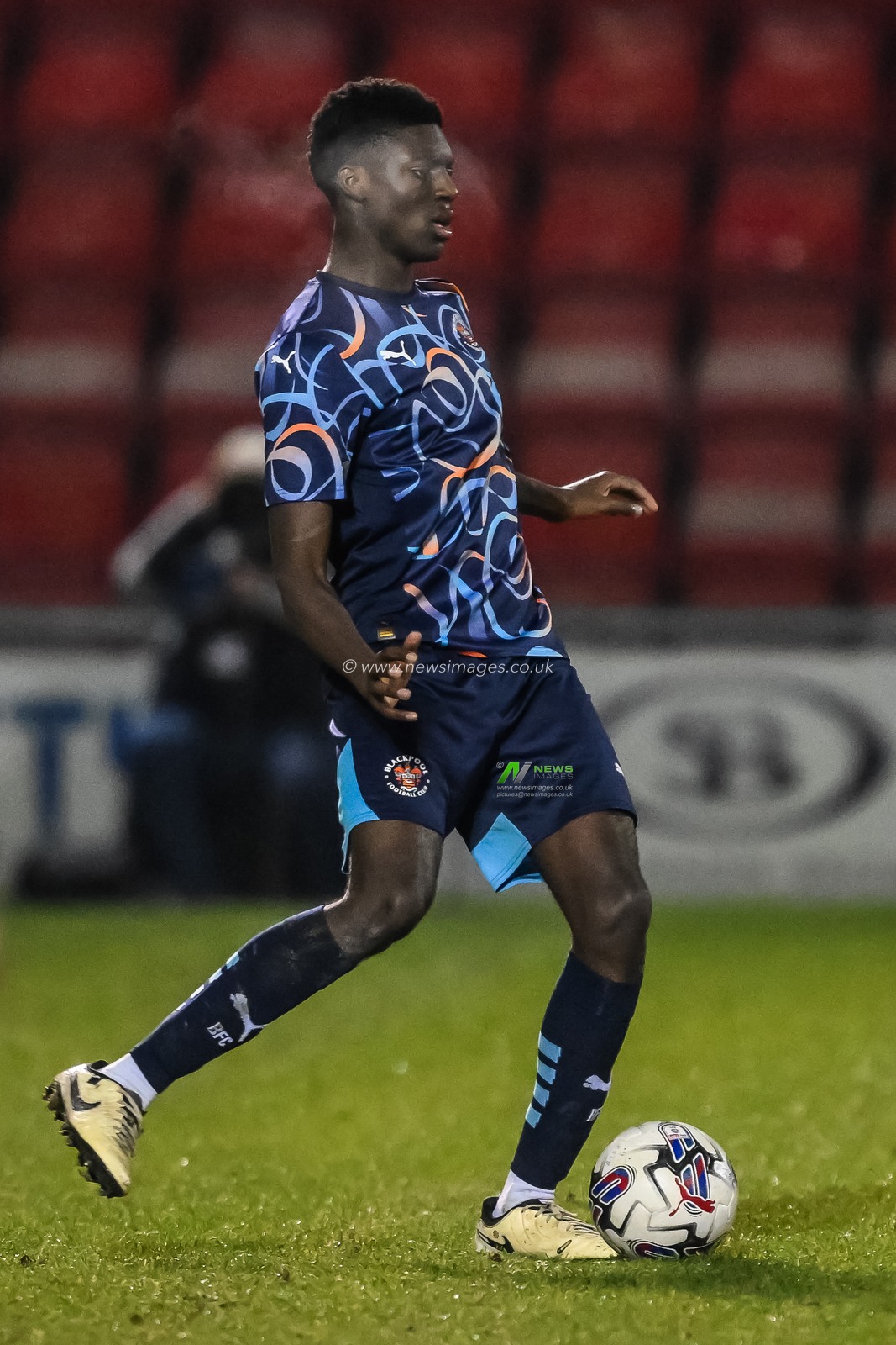 Oluchi Nwankwo of Blackpool during the FA Youth Cup U18â€™s match Crewe Alexandra vs Blackpool at The Mornflake Stadium, Crewe, United Kingdom, 27th November 2024

(Photo by Craig Thomas/News Images)