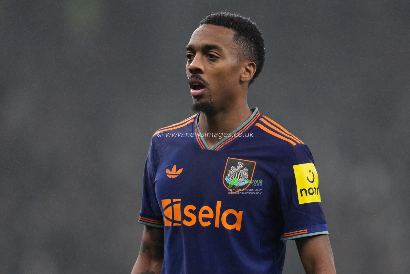 Joe Willock of Newcastle United during the Premier League match Tottenham Hotspur vs Newcastle Untied at Tottenham Hotspur Stadium, London, United Kingdom on 10 February 2026

(Photo by Harvey Murphy/News Images)