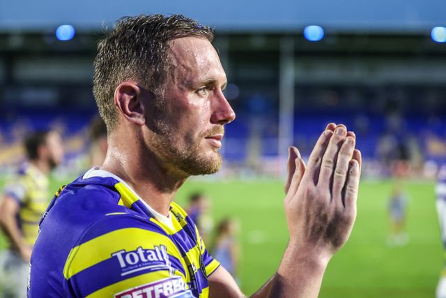 Ben Currie of Warrington Wolves applauds the fans after the game during the Betfred Super League round 16 match Warrington Wolves vs Catalans Dragons at The Halliwell Jones Stadium, Warrington, United Kingdom on 25 June 2026

(Photo by Alfie Cosgrove/News Images)