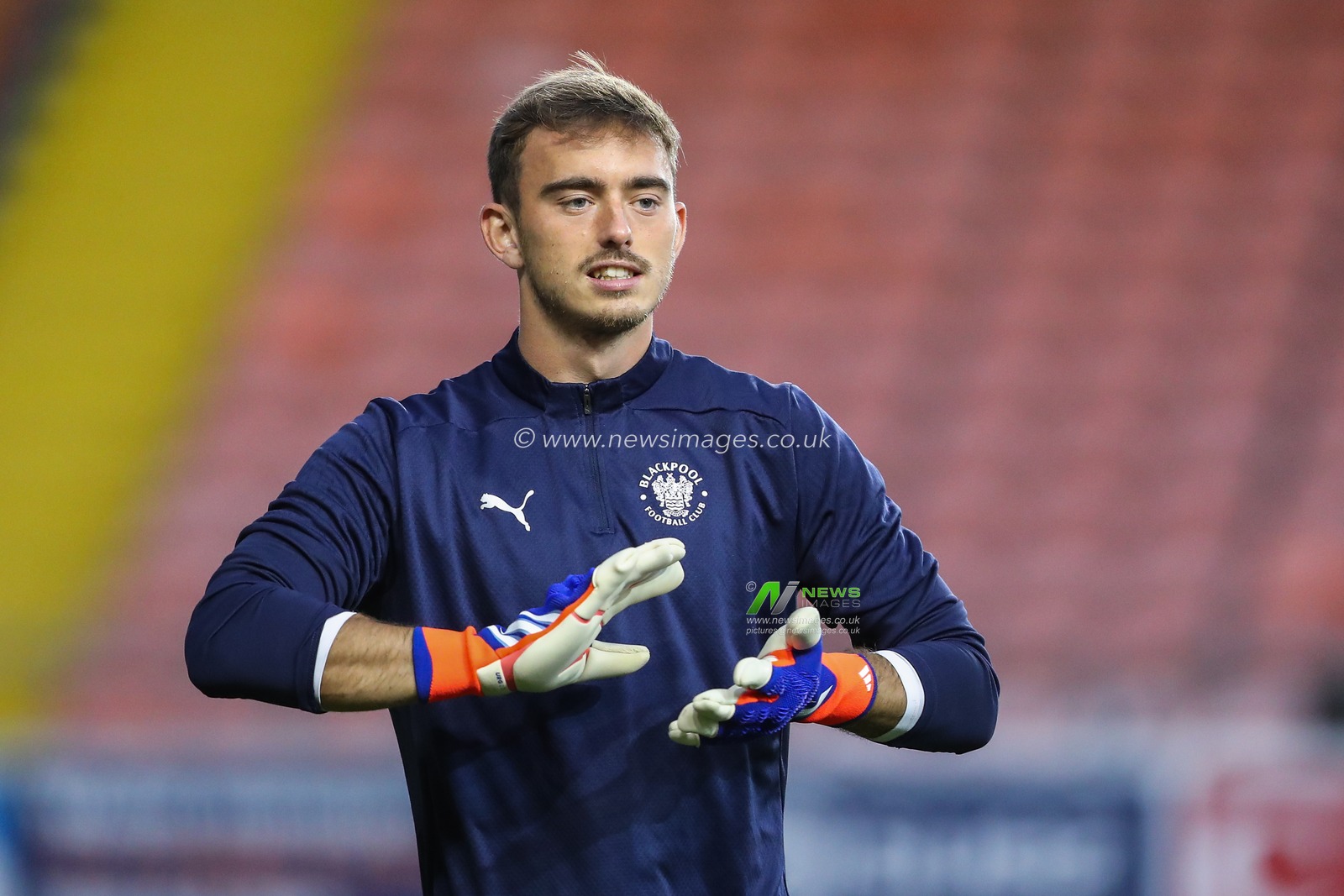 Harry Tyrer of Blackpool during the pre-game warm up ahead of the Sky Bet League 1 match Blackpool vs Lincoln City at Bloomfield Road, Blackpool, United Kingdom, 1st October 2024

(Photo by Gareth Evans/News Images)
