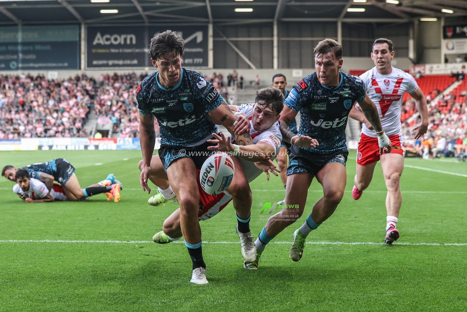Owen Dagnall of St. Helens goes over however the video review says no try during the Betfred Super League round 19 match St Helens vs Leigh Leopards at Totally Wicked Stadium, St Helens, United Kingdom, 17th July 2025

(Photo by Alfie Cosgrove/News Images)