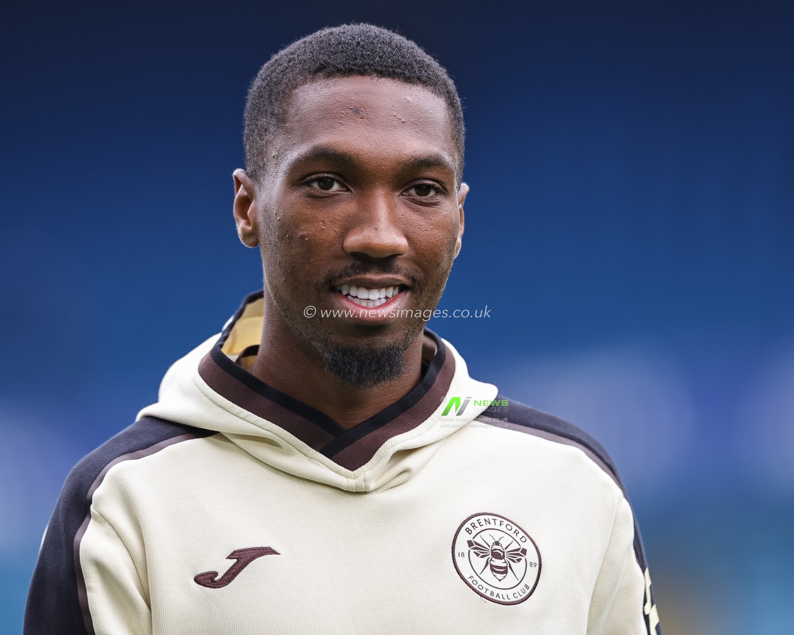Jaidon Anthony of Brentford arrives during the Premier League match Leeds United vs Brentford at Elland Road, Leeds, United Kingdom on 30 August 2026

(Photo by Mark Cosgrove/News Images)