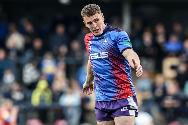 Jake Trueman of Wakefield Trinity in the pre-game warm up during the Betfred Super League round 10 match Leeds Rhinos vs Wakefield Trinity at AMT Headingley Stadium, Leeds, United Kingdom on 01 May 2026

(Photo by Alfie Cosgrove/News Images)