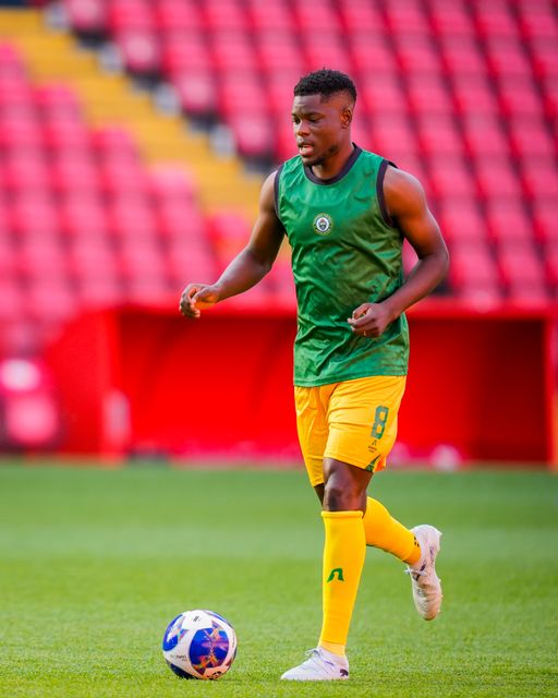 Marshall Munetsi in the pregame warmup session  during the Unity Cup 2026 Semi-Finals match Nigeria vs Zimbabwe at The Valley, London, United Kingdom on 26 May 2026

(Photo by Maynard Manyowa/News Images)