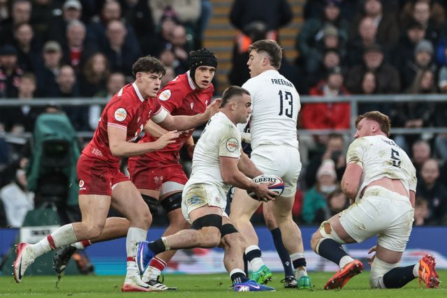 Ben Earl of England breaks with the ball during the Guinness Six Nations 2026 match England vs Wales at Allianz Stadium, Twickenham, United Kingdom on 07 February 2026

(Photo by Mark Cosgrove/News Images)
