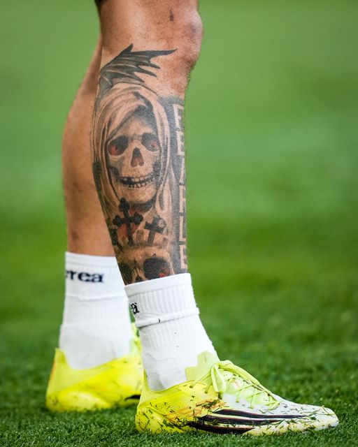 Leg tattoo of Ki-Jana Hoever of Sheffield United during the Sky Bet Championship match Sheffield United vs Blackburn Rovers at Bramall Lane, Sheffield, United Kingdom on 22 April 2026

(Photo by Maynard Manyowa/News Images)