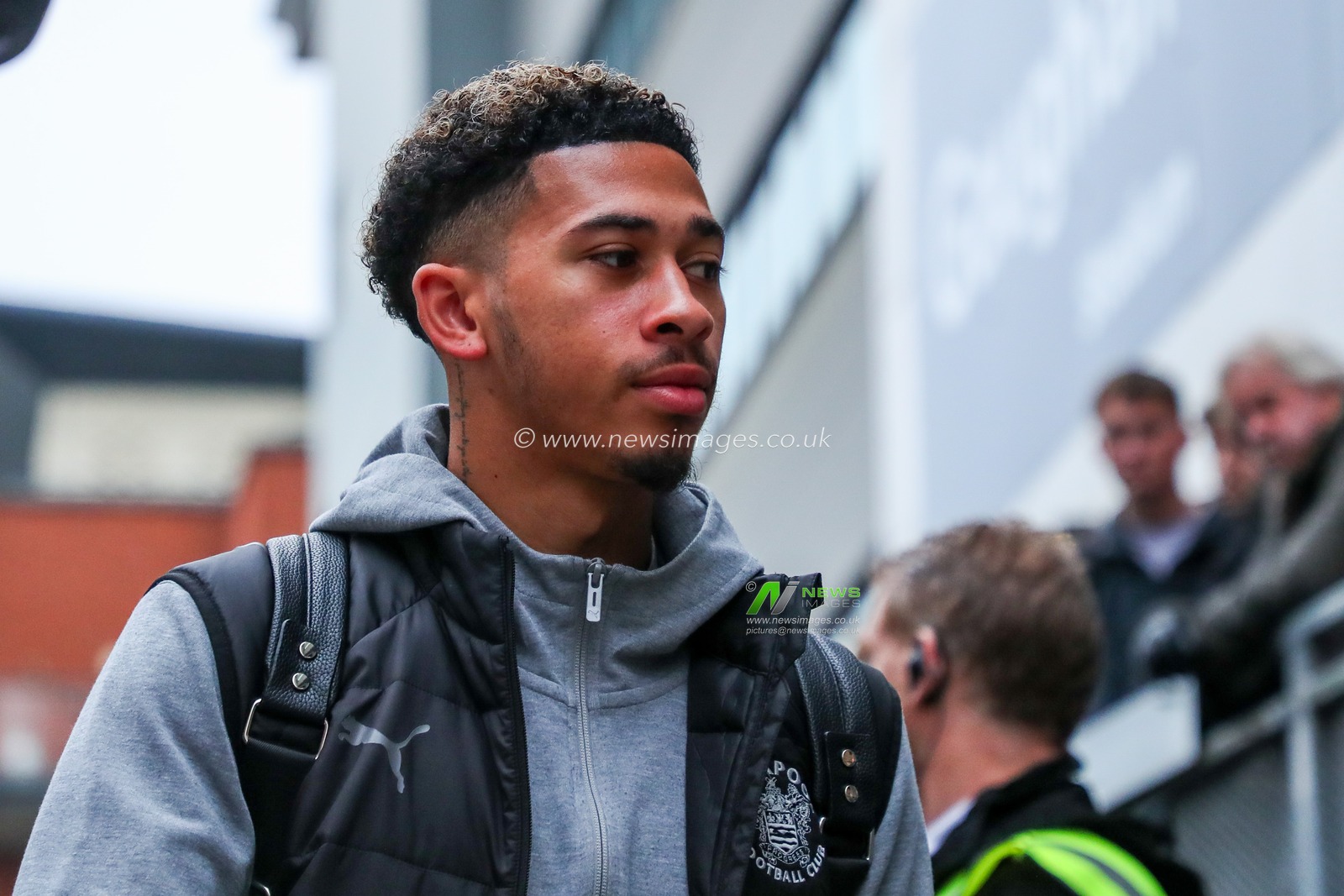 Jordan Lawrence-Gabriel of Blackpool arrives at Gaughan Group Stadium prior to the Sky Bet League 1 match Leyton Orient vs Blackpool at Gaughan Group Stadium, London, United Kingdom, 9th November 2024

(Photo by Izzy Poles/News Images)