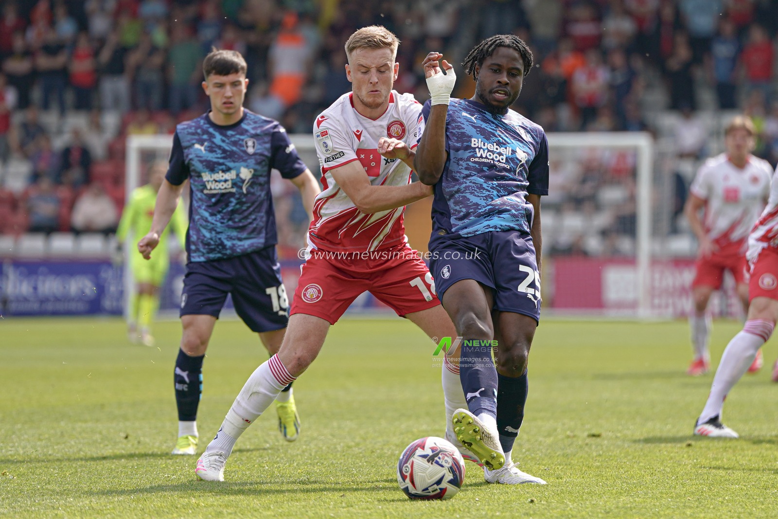 during the Sky Bet League 1 match Stevenage vs Rotherham United at Lamex Stadium, Stevenage, United Kingdom, 27th April 2025

(Photo by Harvey Murphy/News Images)