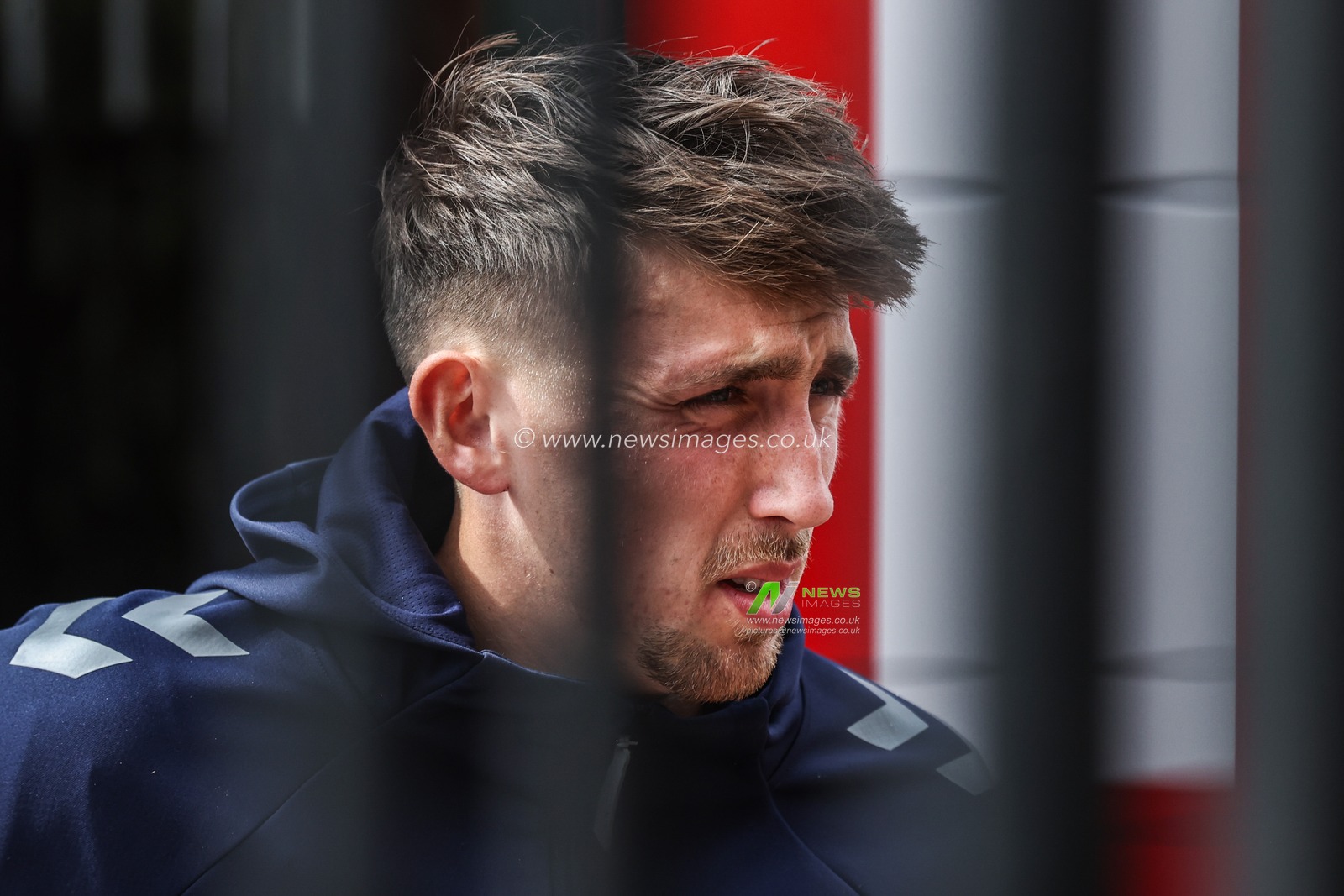 Dan Neil of Sunderland arrives during the Premier League match Sunderland vs Brentford at Stadium Of Light, Sunderland, United Kingdom, 30th August 2025

(Photo by Alfie Cosgrove/News Images)