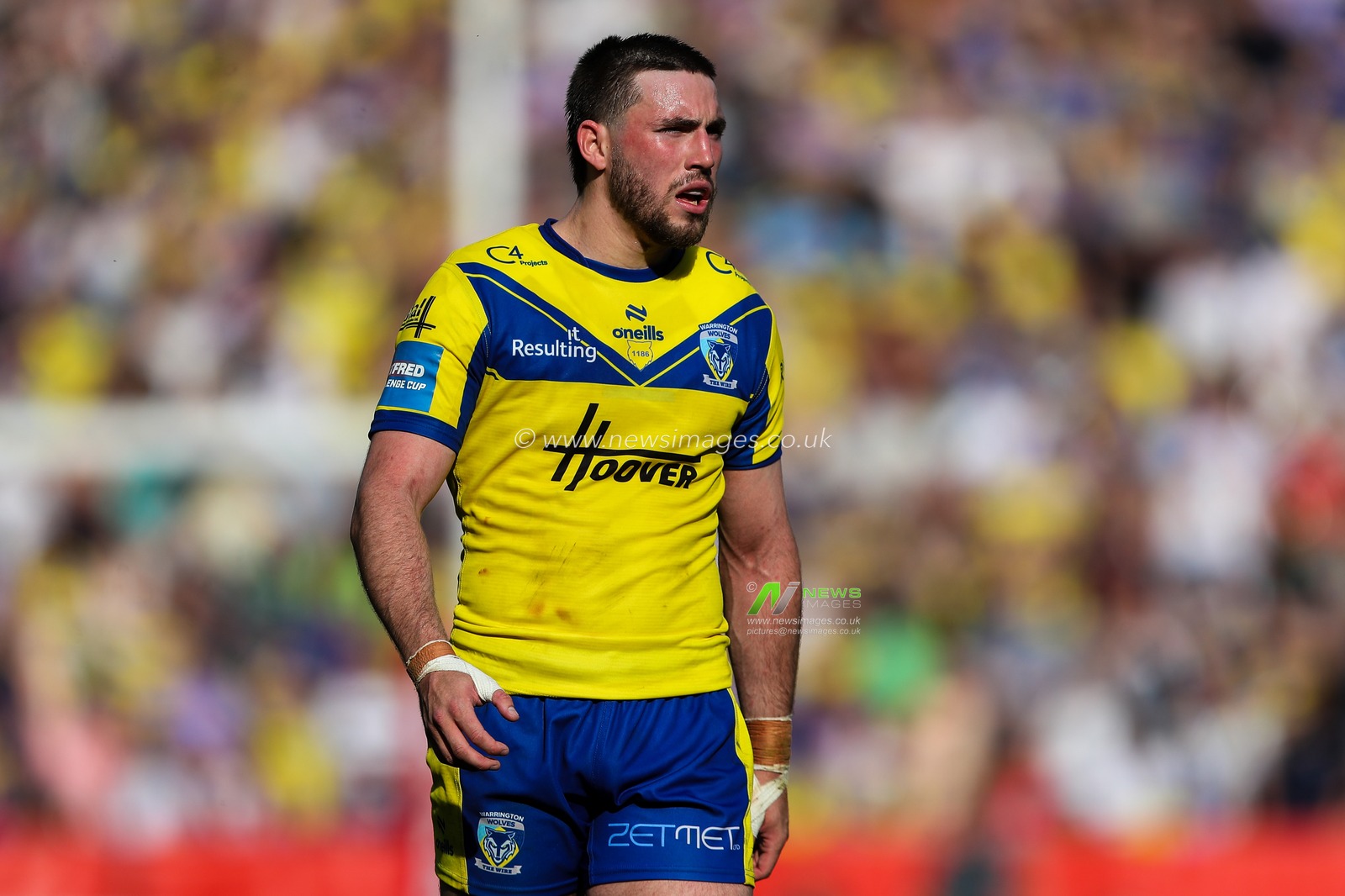 Adam Holroyd of Warrington Wolves during the Betfred Challenge Cup Semi-final match Warrington Wolves vs Leigh Leopards at Totally Wicked Stadium, St Helens, United Kingdom, 11th May 2025

(Photo by Gareth Evans/News Images)