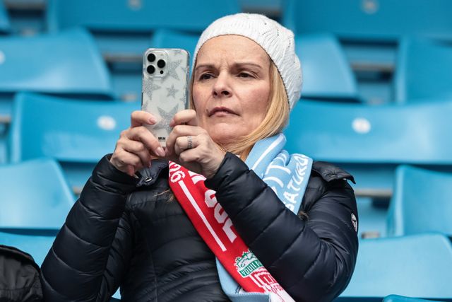 Fans take to their seats during the Emirates FA Cup Quarter-Final match Manchester City vs Liverpool at Etihad Stadium, Manchester, United Kingdom on 04 April 2026

(Photo by Mark Cosgrove/News Images)