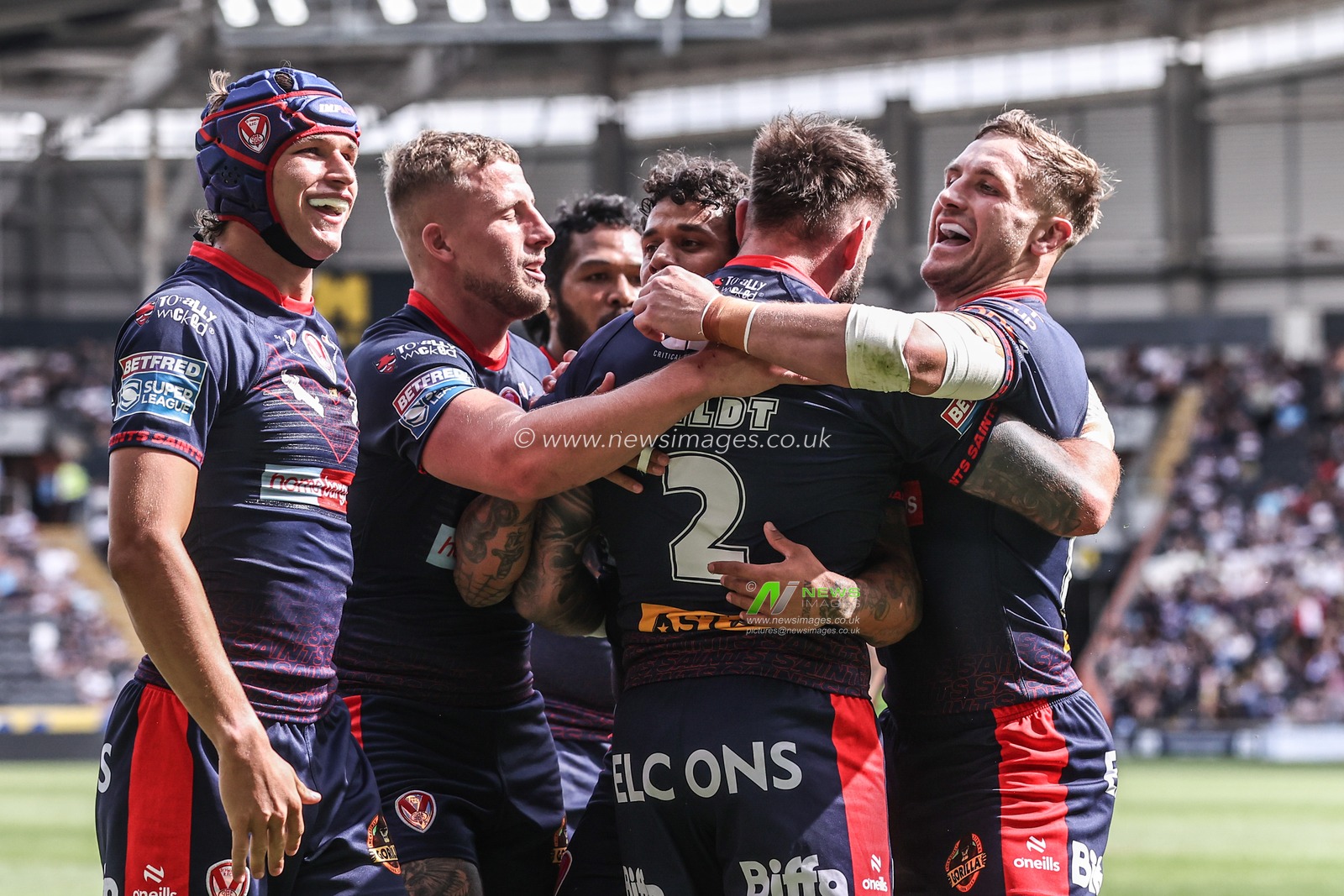 Kyle Feldt of St. Helens celebrates his try during the Betfred Super League round 17 match Hull FC vs St Helens at MKM Stadium, Hull, United Kingdom, 5th July 2025

(Photo by Alfie Cosgrove/News Images)
