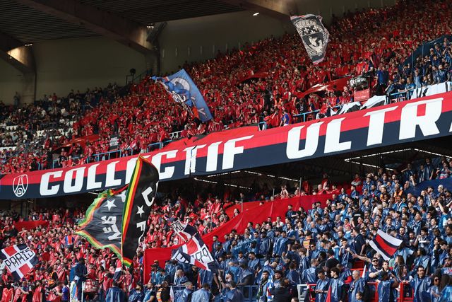 The Collectif Ultras Paris fans sing and dance ahead of kickoff during the UEFA Champions League Quarter Finals match Paris Saint-Germain vs Liverpool at Parc des Princes, Paris, France on 08 April 2026

(Photo by Alfie Cosgrove/News Images)