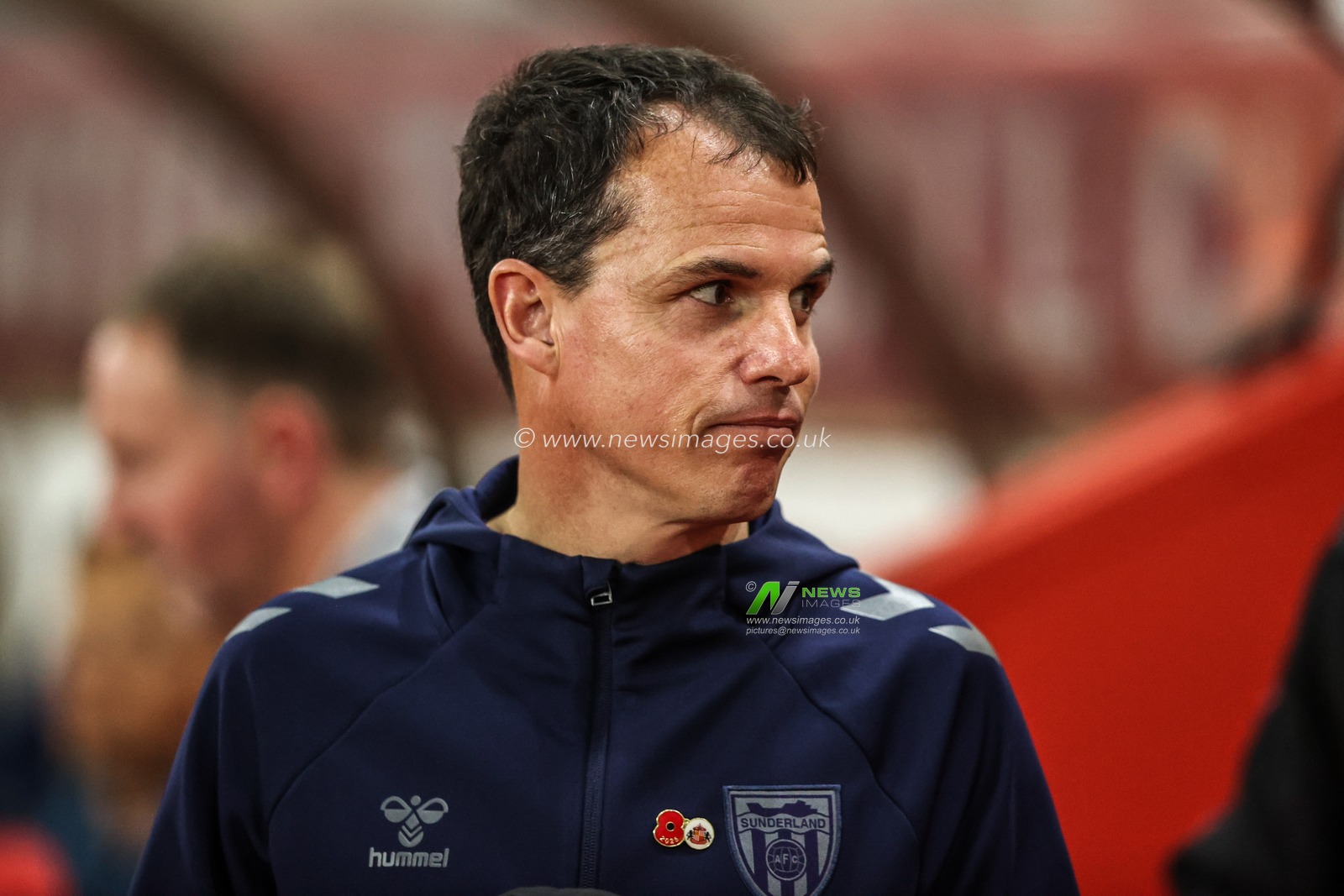 Régis Le Bris manager of Sunderland during the Premier League match Sunderland vs Arsenal at Stadium Of Light, Sunderland, United Kingdom, 8th November 2025

(Photo by Alfie Cosgrove/News Images)

*** GER AUT SUI OUT ***