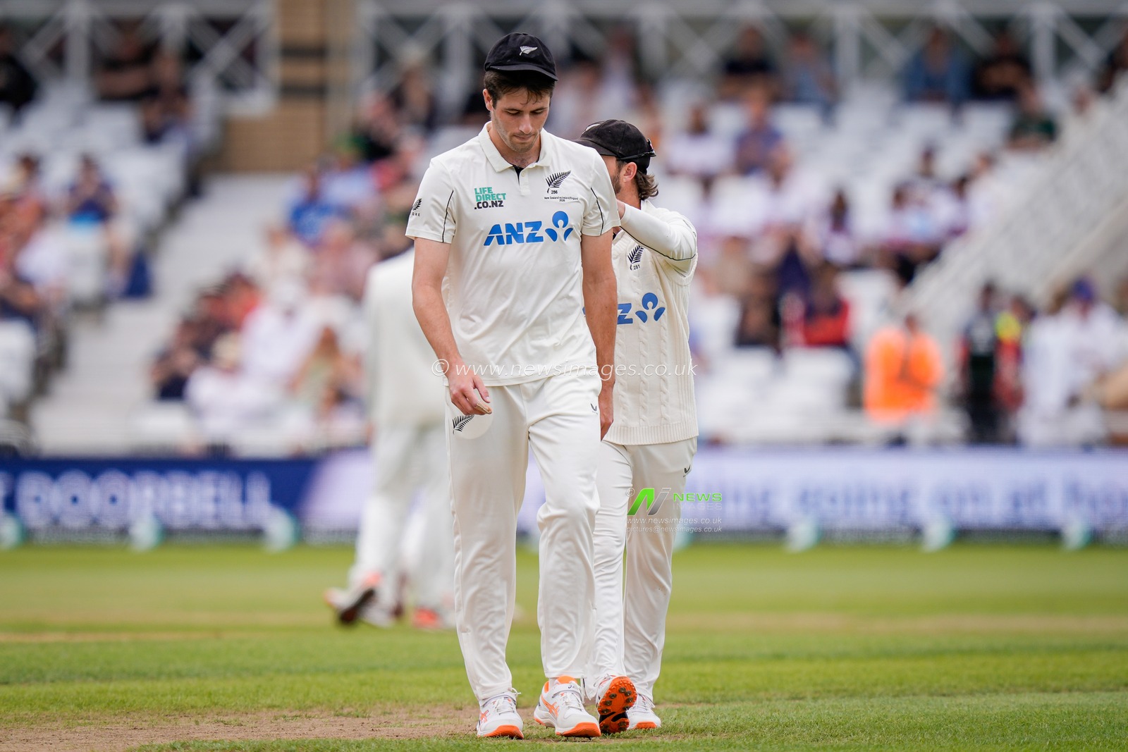 Will O'Rourke of New Zealand walks off with a potential injury after pulling out of his delivery stride, pictured with a strapped and taped injured finger during the 3rd Rothesay Test Match Day 5 match England vs New Zealand at Trent Bridge, Nottingham, United Kingdom on 29 June 2026

(Photo by Maynard Manyowa/News Images)