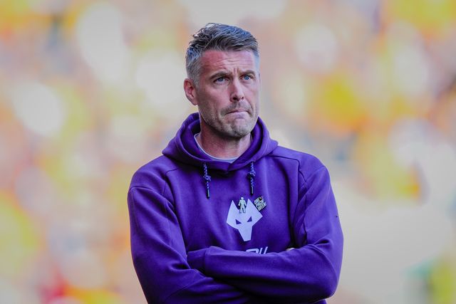 Rob Edwards manager of Wolverhampton Wanderers looks on during the Premier League match Wolverhampton Wanderers vs Tottenham Hotspur at Molineux, Wolverhampton, United Kingdom on 25 April 2026

(Photo by Maynard Manyowa/News Images)